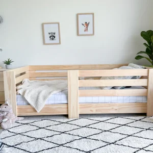 Classic Bed with sides with solid pine